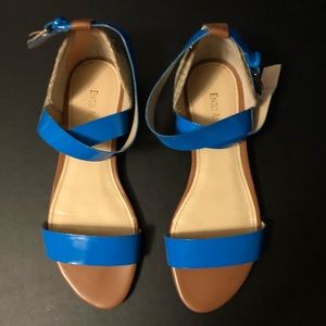 Cute summer sandals!
